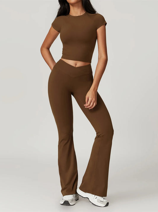 Stylish and Supportive Yoga Set for Women